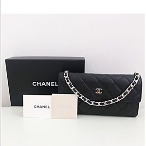 Pre ❤️ Chanel chain wallet